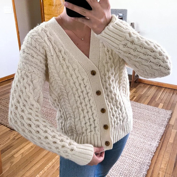 Brandy Melville Wool Blend Cream Cable Knit Classic Preppy Knit Cardigan Sweater - Picture 1 of 9
